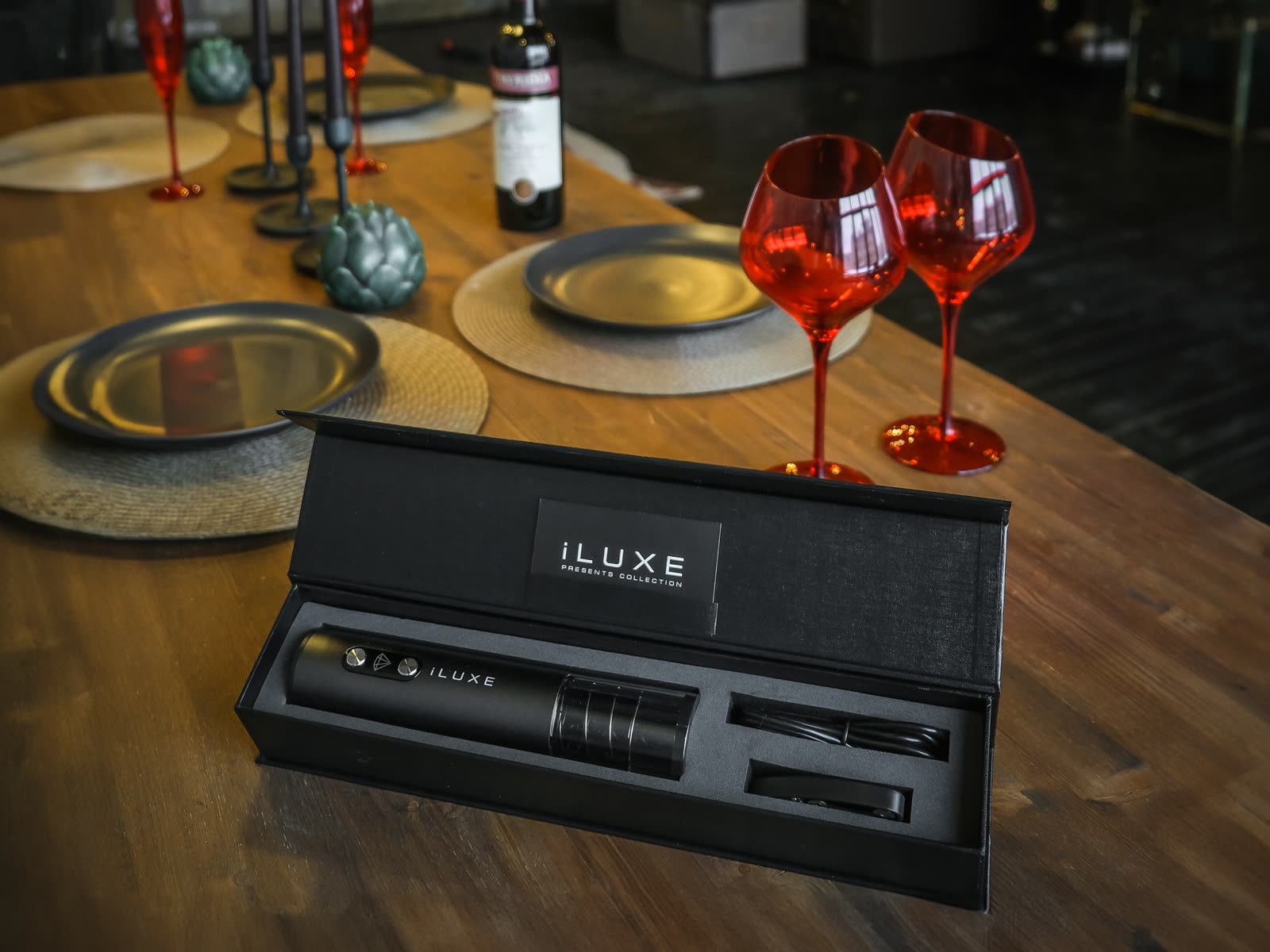Самый компактный электроштопор iLUXE The One
