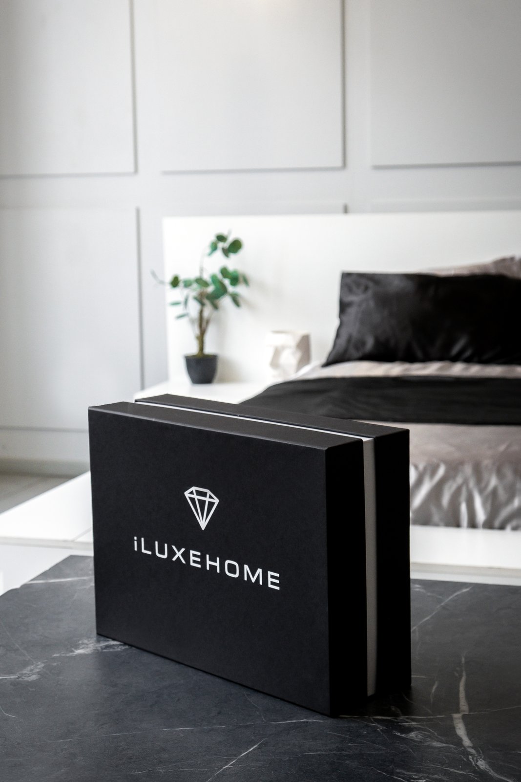Плед iLUXEHOME в фирменной коробке